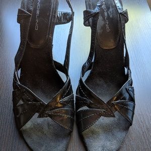 Bandolino Black Pumps